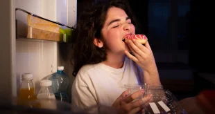 4 Cara Efektif Mengatasi Rasa Lapar yang Muncul di Tengah Malam dengan Cara yang Benar