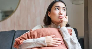 5 Cara Menenangkan Pikiran yang Terus Berat