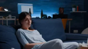 7 Hal Menyedihkan yang Dilakukan Perempuan yang Merasa Kesepian dalam Pernikahan