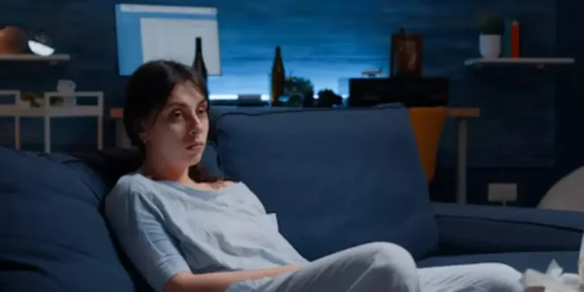 7 Hal Menyedihkan yang Dilakukan Perempuan yang Merasa Kesepian dalam Pernikahan