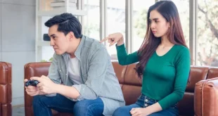 7 Tanda Pasangan Bersikap Egois yang Perlu Diwaspadai dalam Hubungan