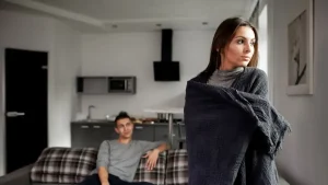 7 Tanda Silent Treatment yang Harus Dikenali Agar Pernikahan Tak Terluka