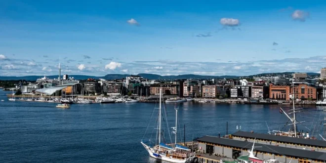 8 Fakta Menarik tentang Norwegia, Negara Paling Bahagia dan Matahari Tak Terbenam di Musim Panas