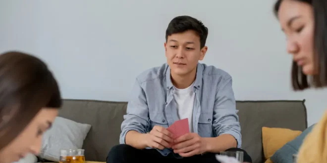 8 Trik Psikologi Ini Terbukti Efektif Nomor 5 Diam-Diam Sering Dipakai untuk Membujuk Orang