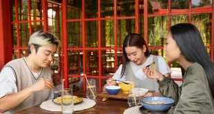 9 Ciri Frasa Khas Orang Pilih-pilih Makanan Saat Makan Malam: Apakah Kamu Termasuk?