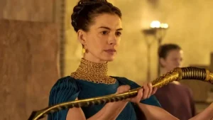 Anne Hathaway Siap Bersaing di Oscar 2027: Apakah Perannya sebagai Penelope Membuatnya Juara?
