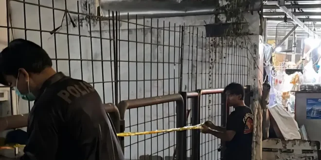 Aparat Pasang Garis Polisi di Klinik Mordent Setelah Temuan Jenazah Penjaga Rumah