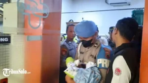 Bayi Dibuang di KA Solo Dapat Nama Bayu Nawasena Bhayangkara, Doa untuk Masa Depan Cerah