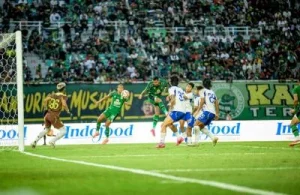 Bernardo Tavares Bongkar Kelemahan Persebaya Surabaya saat Ditahan PSIS Semarang 2-2: Analisis Pertandingan