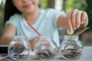 Buka Rekening Simpanan Pelajar Ajari Anak Bijak Atur Duit sejak Dini, Mengajar Anak Mengelola Keuangan