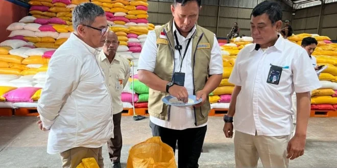 Bulog Wajibkan Mitra Penggilingan Padi Tersertifikasi pada 2027 untuk Meningkatkan Kualitas