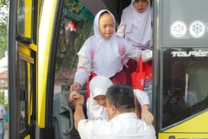Bus Sekolah Gratis bagi Disabilitas Dapat Sambutan Positif dari Orang Tua di Tangerang Selatan