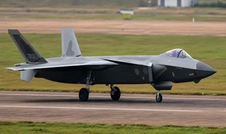 China Diperkirakan Punya Lebih 500 Jet Siluman J-20 Mengapa AS dan Sekutunya Kian Khawatir