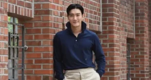 Choi Siwon Kembali Jadi Sorotan Usai Ungah Monumen Agen Intelijen Korea Selatan