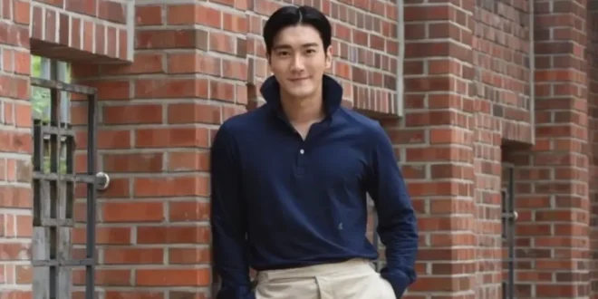 Choi Siwon Kembali Jadi Sorotan Usai Ungah Monumen Agen Intelijen Korea Selatan
