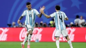 Cristian Romero Memicu Kontroversi Usai Rayakan Gol di Hadapan Mo Salah