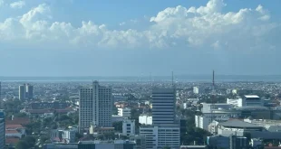 Cuaca di Indonesia: Mayoritas Kota Besar Diperkirakan Berawan pada Kamis