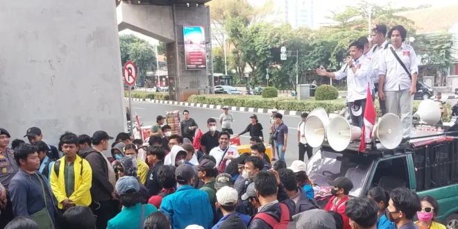 Demo di Kejagung BEM KSI Indonesia Emas 2045 Gagal karena Emasnya di Rumah Febrie: Tuntutan Korupsi Besar