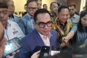 DPR Minta Pemerintah Segera Salurkan DBH Atasi Masalah Gaji P3K