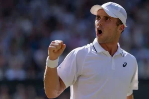 Fery Lolos Semifinal Wimbledon Setelah Menggagalkan Penjaga Pintu Top 10