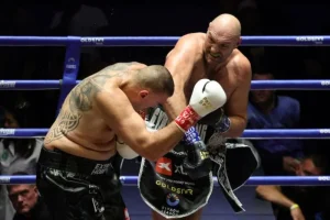 Fury Rebut Sabuk WBC Humanitarian, Selangkah Lebih Dekat Lawan Joshua