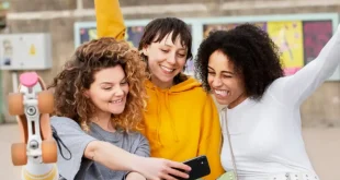 Gen Z Indonesia Memilih AI sebagai Tempat Curhat, 6 dari 10 Gen Z Indonesia Pilih Curhat ke AI Riset Sebut Ada Krisis Ruang Aman