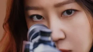 Gong Hyo-jin Bertransformasi sebagai Pembunuh Bayaran Tersembunyi dalam Drama 'A Bona Fide Killer'
