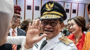 Gubernur Pramono Anung Terharu Teringat Masa Lalu di Open House Sekolah Rakyat: Membangun Pendidikan untuk Masa Depan