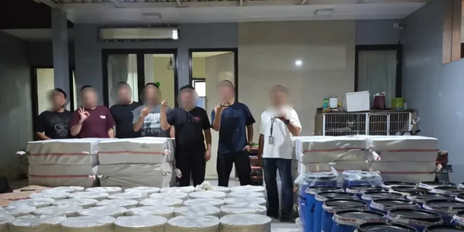 Gudang Pemasok Narkoba Cakung Digerebek 1 5 Ton Bahan Baku Siap Edar Disita: Polisi Buru Jaringan Internasional