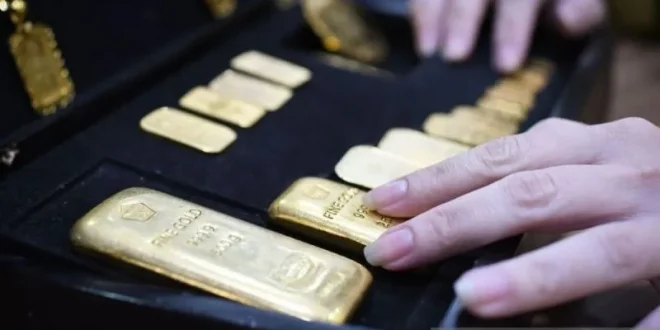 Harga Emas Antam Melompat, Apa Penyebabnya?
