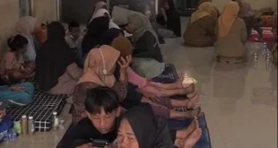 Hari Ke-8 Kebakaran TPA Jatiwaringin, Warga Terus Menghadapi Kondisi Pengungsian yang Sulit