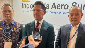 Hindari Pajak Karbon Transportasi Udara INACA Dorong SAF di Bandara Internasional
