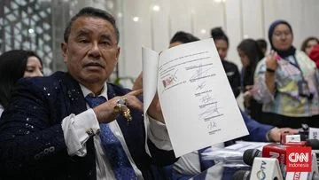 Hotman Paris Mundur sebagai Pengacara Eks Jampidsus Febrie Adriansyah: Alasan Sehat yang Mendadak