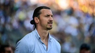 Ibrahimovic Soal Aksi Kasar Paraguay: Saya Main Bisa 4 Kartu Merah, Kontroversi di Dunia Sepakbola