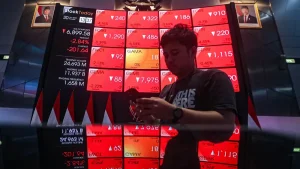 IHSG Melemah: Dampak Rilis S&P Dow Jones Menghantui Pasar