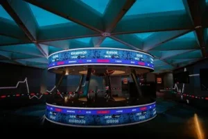 IHSG Sesi I Melemah, Saham Massal Menderita Hingga 5.864 Poin