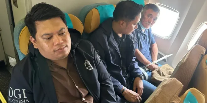 Indonesia dan Tiongkok Tukar Buronan Interpol, 3 WNA Tiongkok Dipulangkan