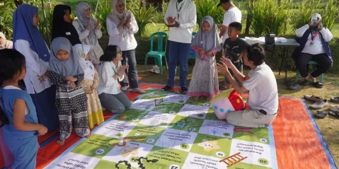 Inovasi Pendidikan: UI Perkenalkan Permainan Ular Tangga Berbahasa Sunda untuk Edukasi PHBS