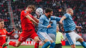 Ivar Jenner Latihan Bersama Mees Hilgers, Isyaratkan Kembalinya ke Liga Eropa Musim Depan
