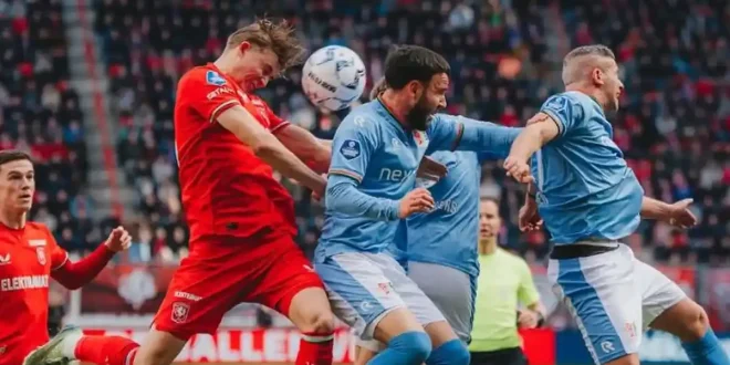 Ivar Jenner Latihan Bersama Mees Hilgers, Isyaratkan Kembalinya ke Liga Eropa Musim Depan