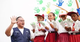 Kala Anak Nasabah PNM Mekaar Berkata Orang Tua Saya Berjuang di Sawah Saya Berjuang di Sekolah