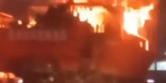 Kapal Basarnas dari Mentawai Terbakar Saat Perawatan di Muara Baru