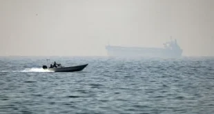 Kapal Tanker Tetap Melintasi Hormuz meski Konflik AS-Iran Memanas, Tensi Global Meningkat