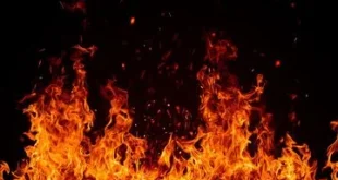 Kebakaran Massal di Palmerah Jakarta Barat: 13 Damkar Diterjunkan untuk Memadamkan Api