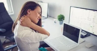Kebiasaan Kretek Leher untuk Usir Pegal: Apakah Benar Memicu Stroke?