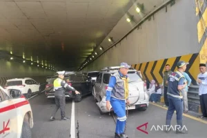 Kecelakaan Beruntun di Tol JORR Pasar Rebo: Empat Mobil Terlibat