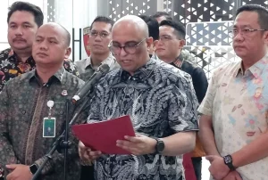 Kejagung Tahan 3 Tersangka Kasus Dugaan Korupsi Tata Kelola Pertambangan Nonlogam: Proses Hukum yang Rumit