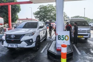 Kenaikan Harga BBM Mendorong Warga Bermigrasi ke Biodiesel B50: Solusi Cerdas Energi Nasional