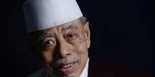 KH Hasanuddin Kriyani Terpilih sebagai Sesepuh Pondok Buntet Pesantren: Prestasi yang Patut Diacungi Jempol