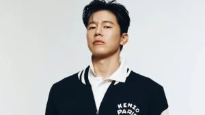 Kim Moo Yul Akhirnya Sapa Penggemar Lewat Fan Meeting Resmi Pertamanya, Siap Menghibur Penggemar